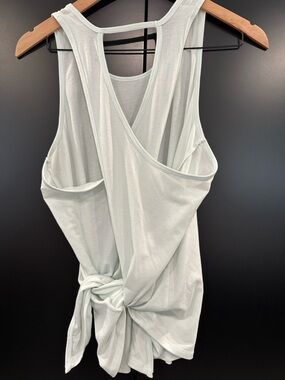 Athleta Mint Green Tie-Back Tank Top